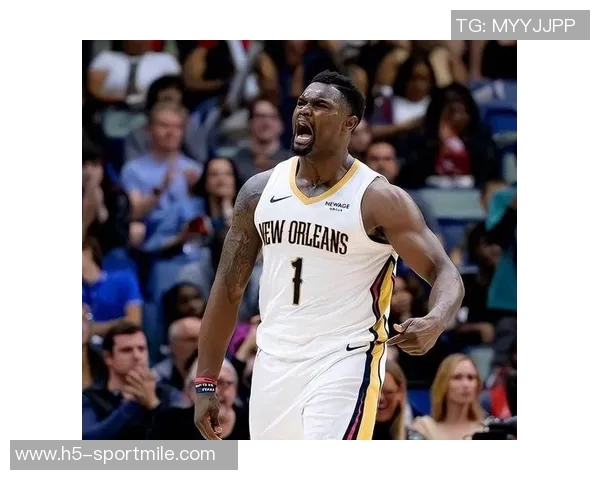 锡安随队客战迈阿密前夕探访Unrivaled联赛并进行训练活动